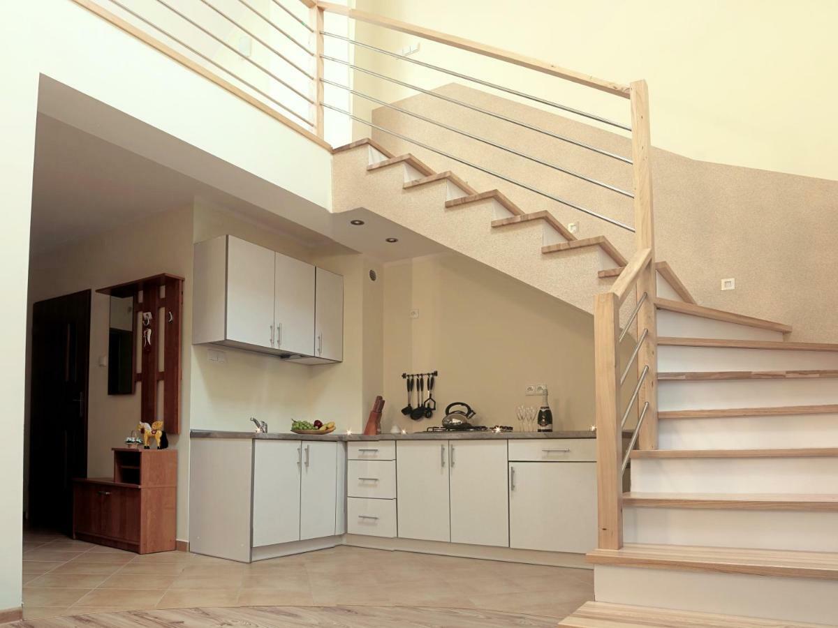 Apartamenty Przy Trakcie Cesarskim فينغييرسكا غوركا المظهر الخارجي الصورة